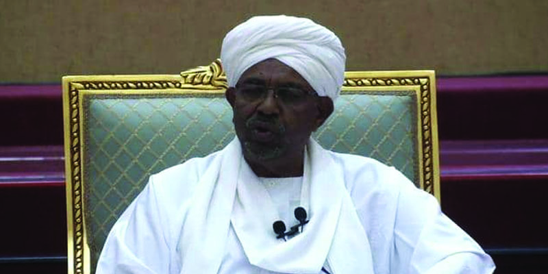 السودان: اعتقال عمر البشير ومجلس عسكري لقيادة البلاد لمدة عامين